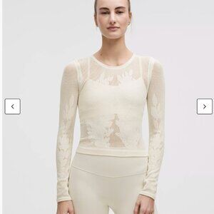 EUC Lululemon RevealKnit Floral Long-Sleeve Shirt light ivory Small